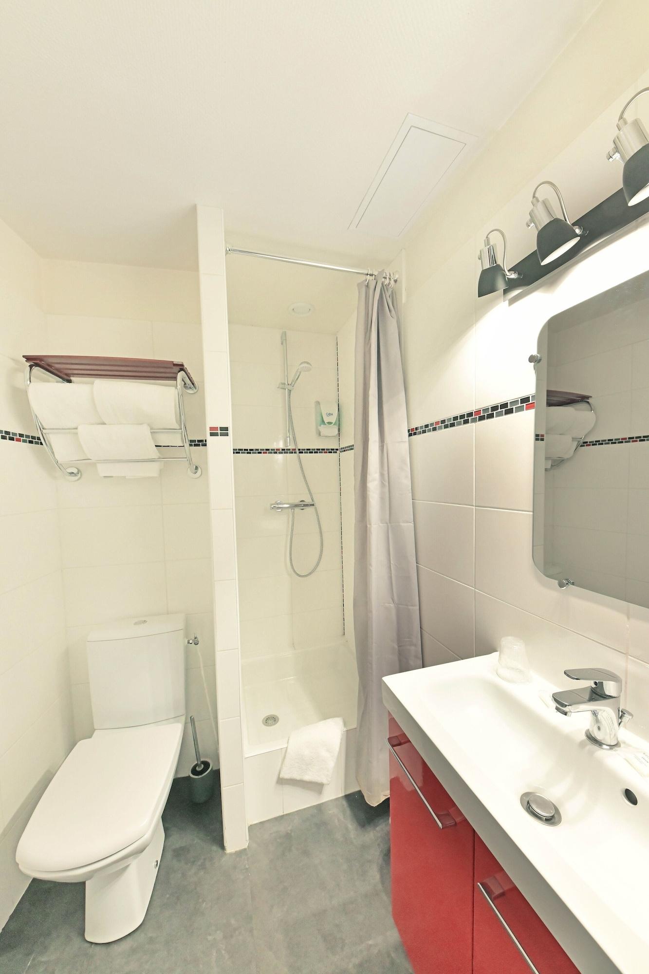 Hotel Saint Andre Gare Sncf Клермон-Ферран Екстер'єр фото