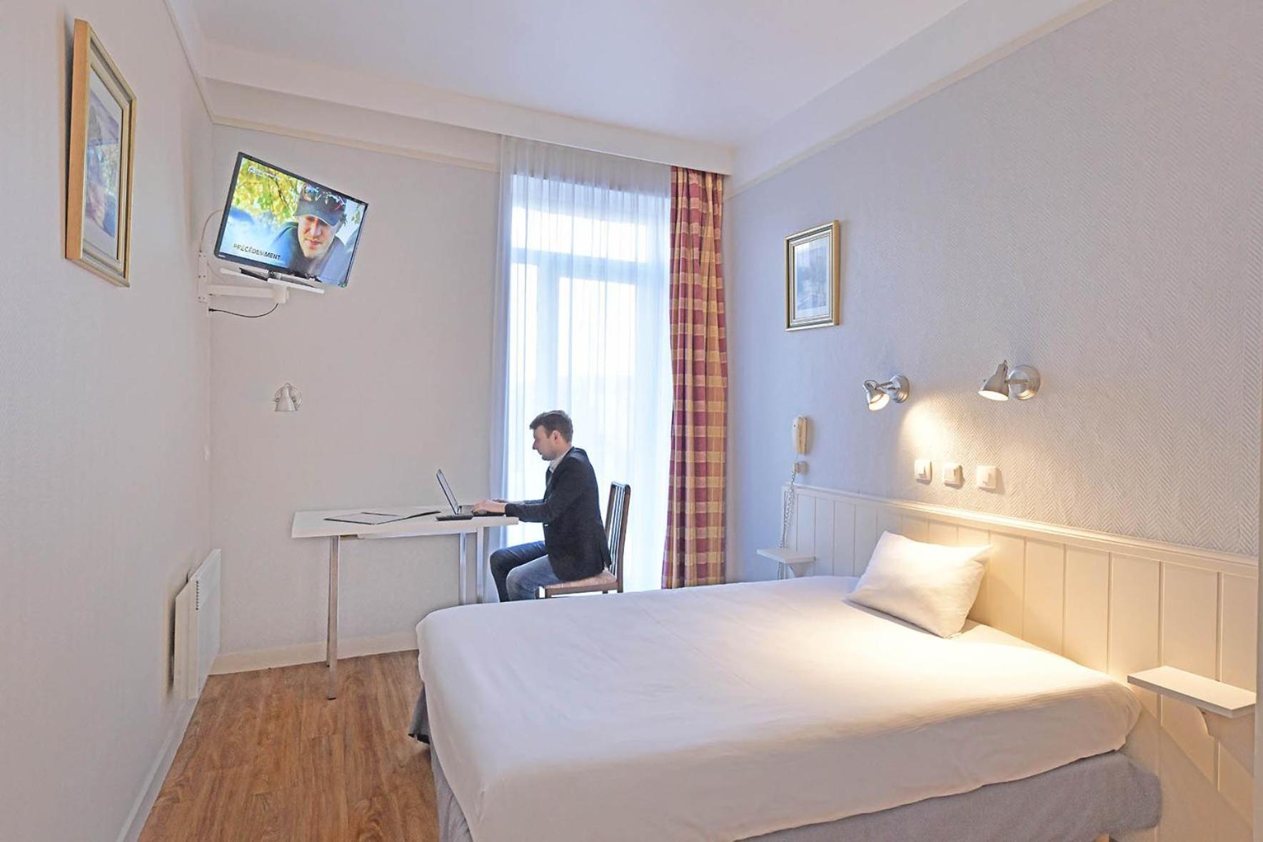 Hotel Saint Andre Gare Sncf Клермон-Ферран Екстер'єр фото