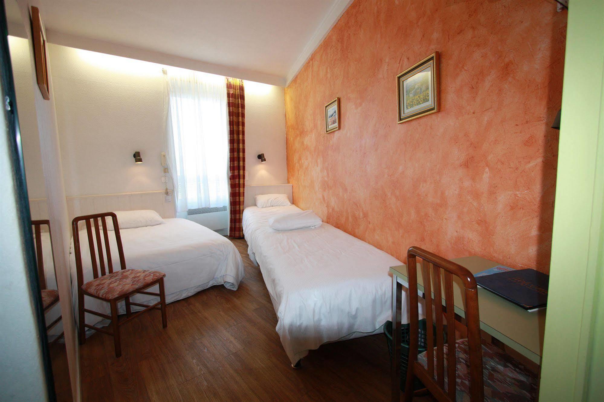 Hotel Saint Andre Gare Sncf Клермон-Ферран Екстер'єр фото